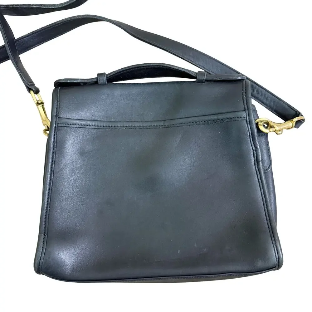 Vintage Coach Black Leather Court Bag EUC Flap/Turnlock Closure Crossbody Strap